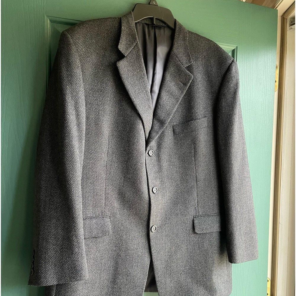 Burberry  Blue Men’s Vintage Sport Jacket blue fleck size 46 excellent!! Shape